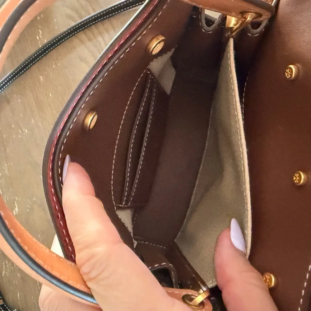 Tory Burch Lee Radziwill - Picture 5 of 8